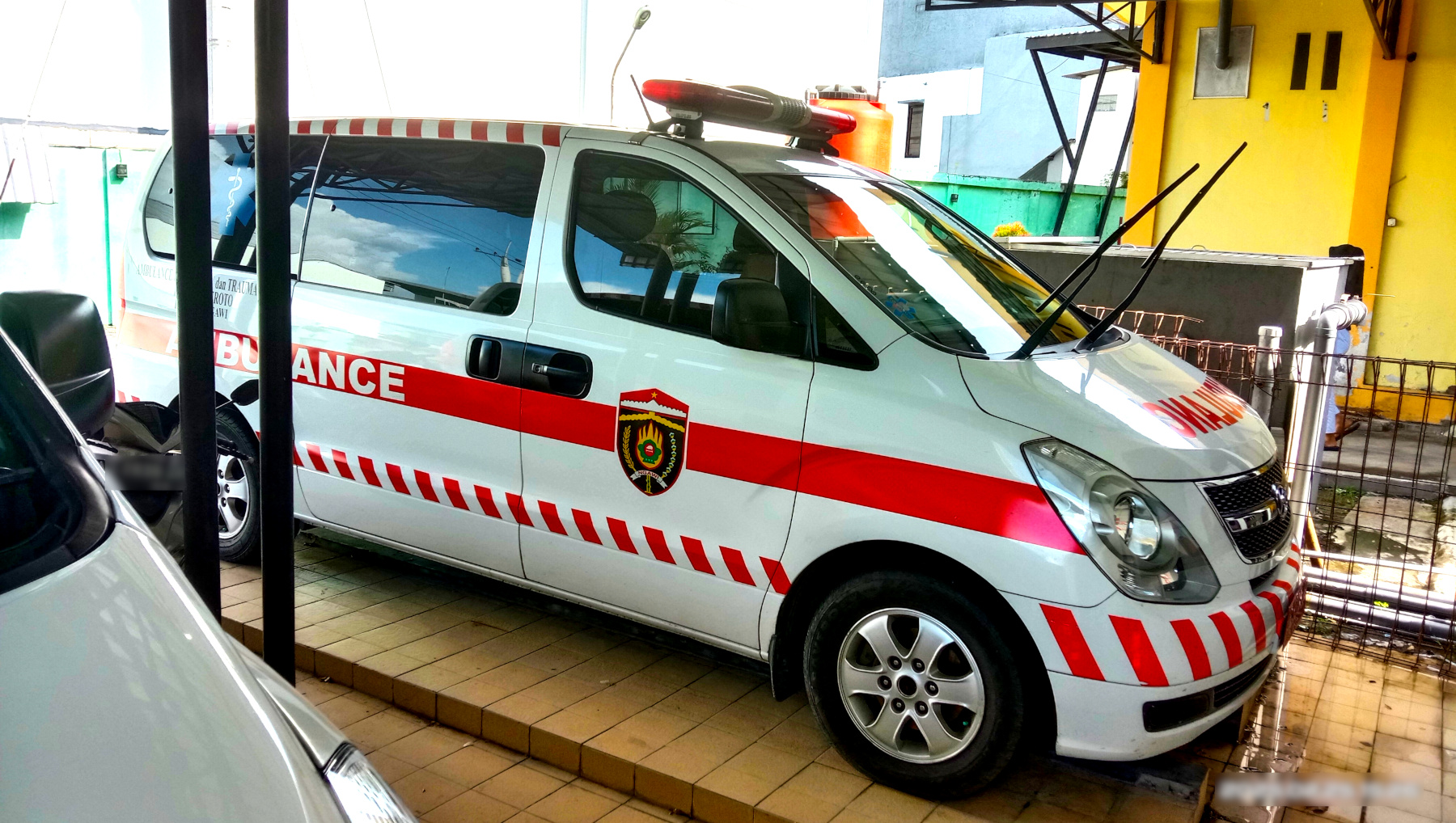 Layanan-ambulance-2025-a